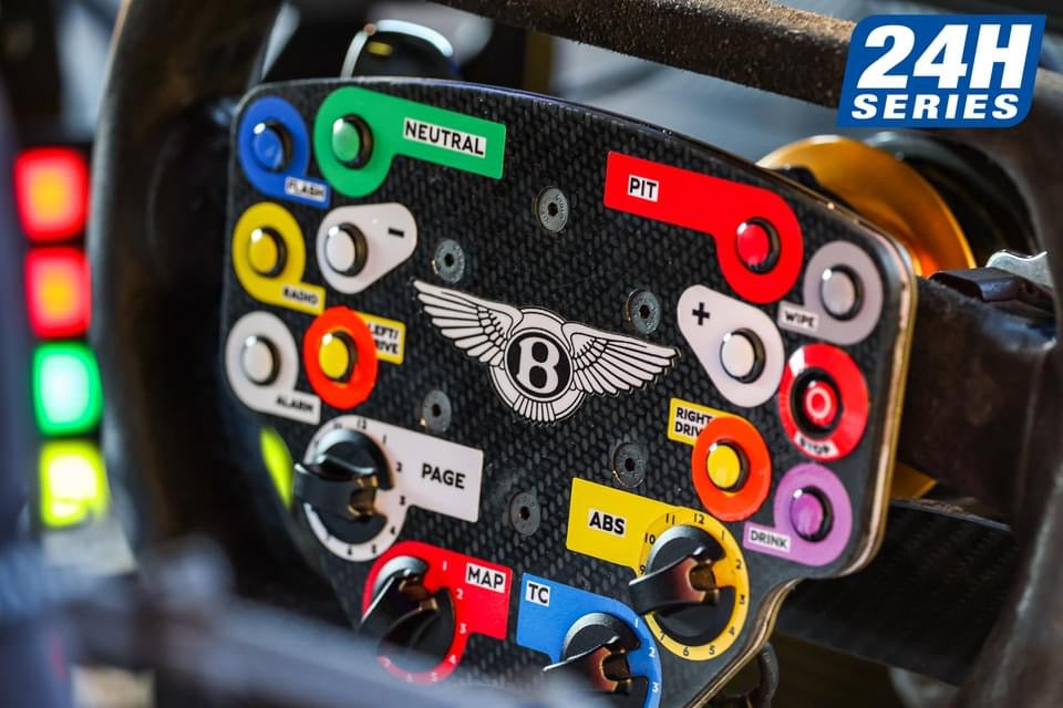 VERKOCHT BENTLEY CONTINENTAL GT3