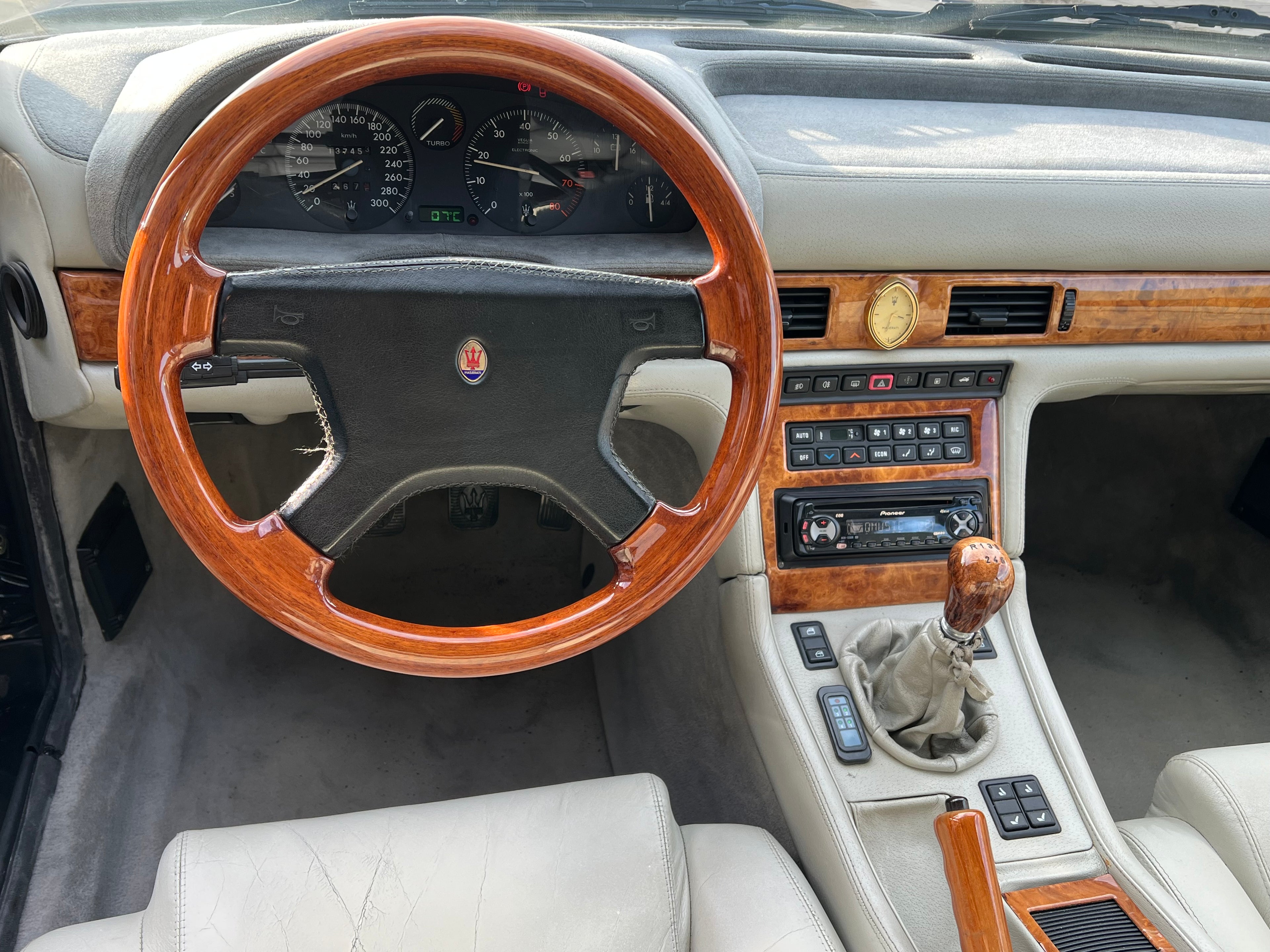 MASERATI GHIBLI 306pk manuel