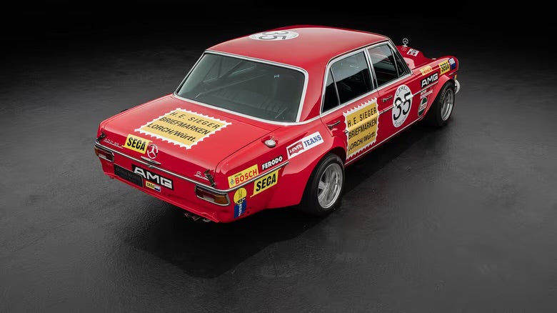 MERCEDES 6.3 AMG Rote Sau