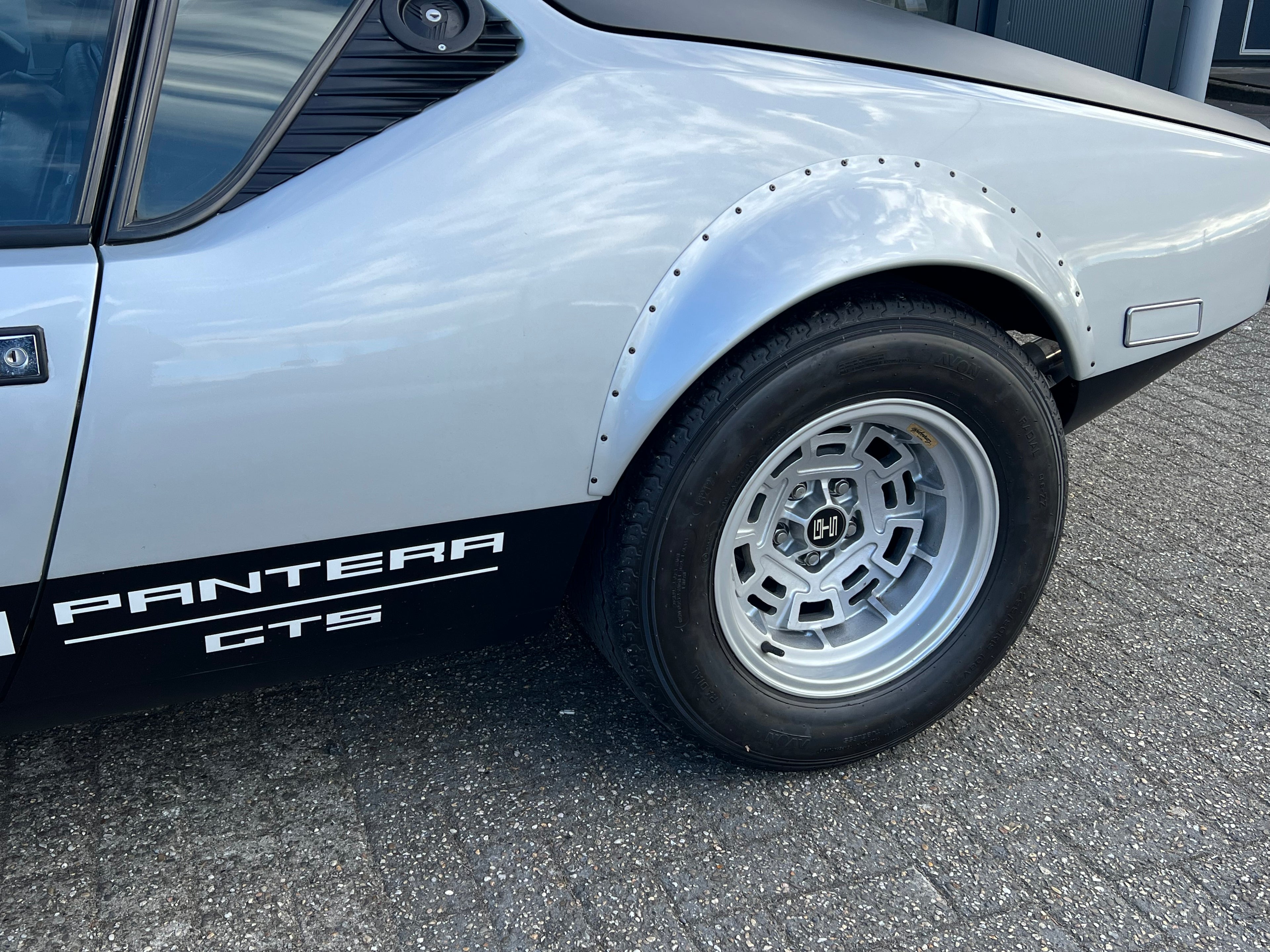 DeTomaso Pantera GTS