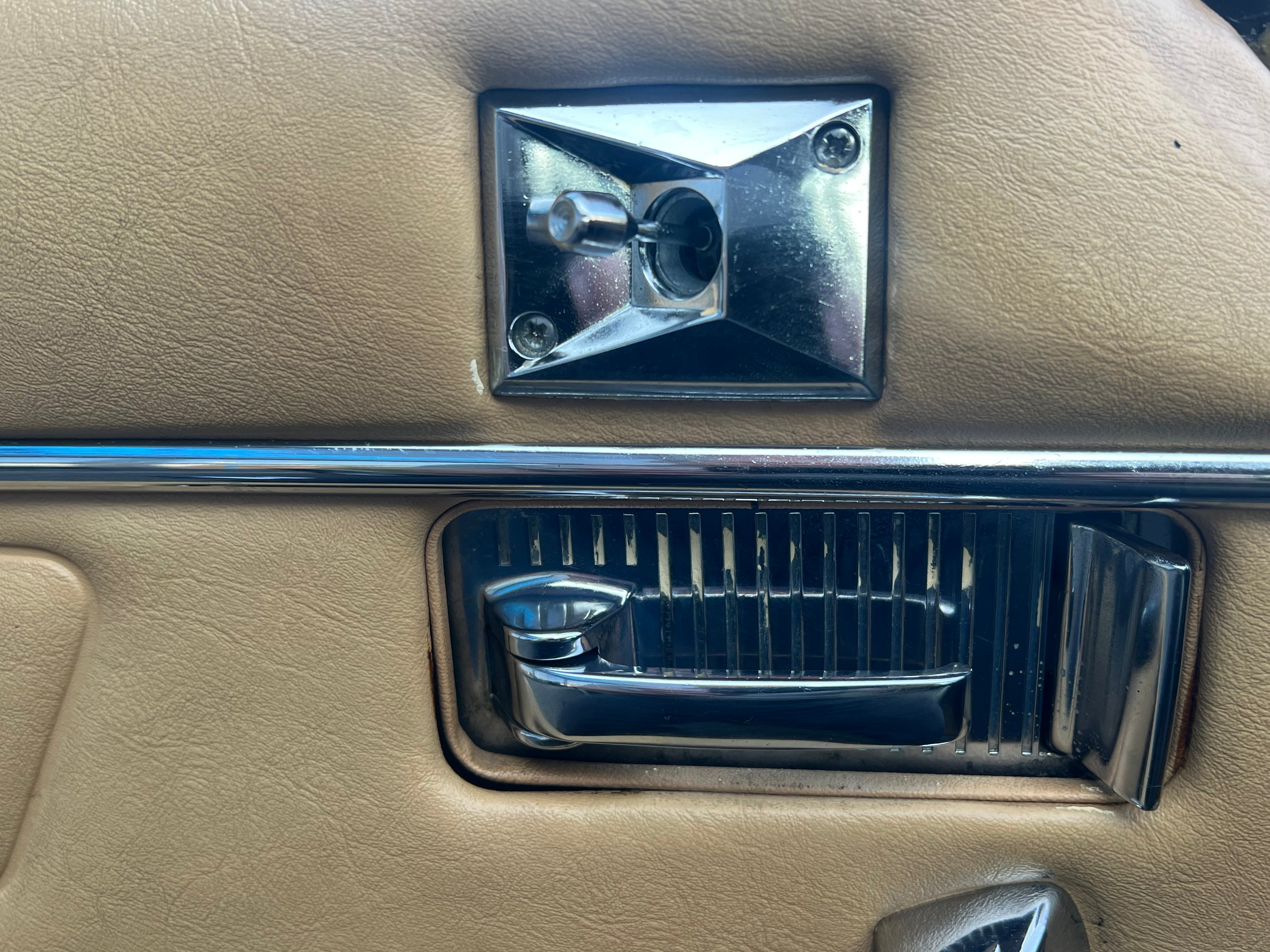 Jaguar XJS-HE 1977 V12 serie I