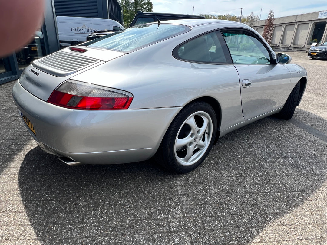 PORSCHE 996 CARRERA